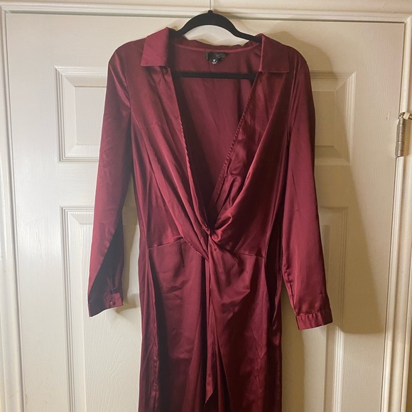 Fashion Nova Dresses & Skirts - Maroon front twist slit silk dress